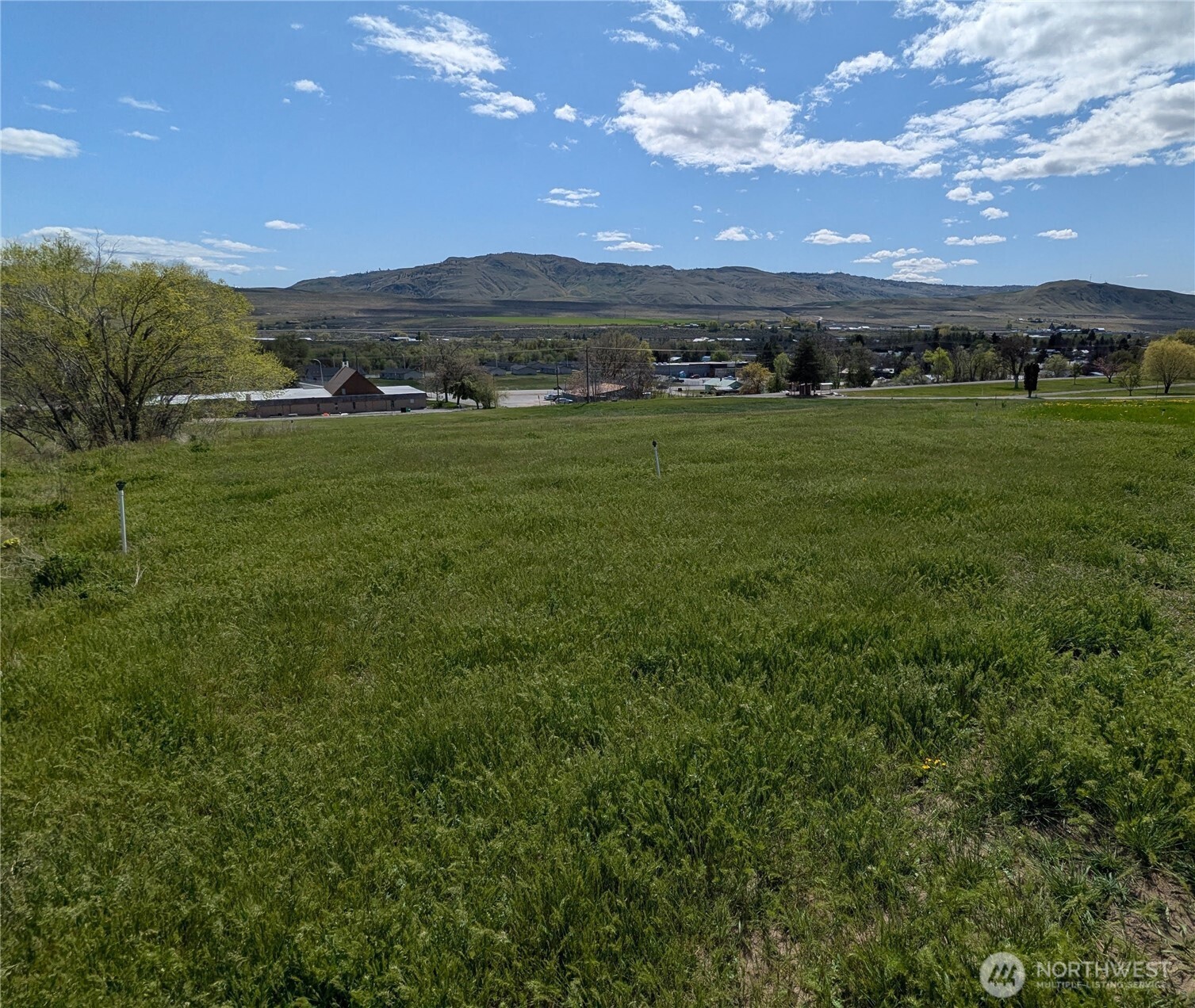 2549 N 4th Avenue , Okanogan, WA 98840