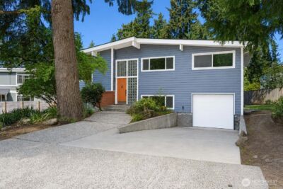 12020 NE 83rd Street , Kirkland, WA 98033