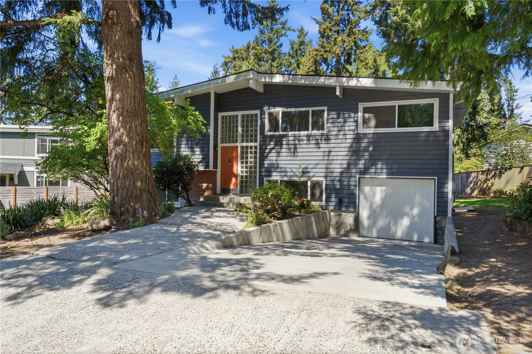 12020 NE 83rd Street , Kirkland, WA 98033