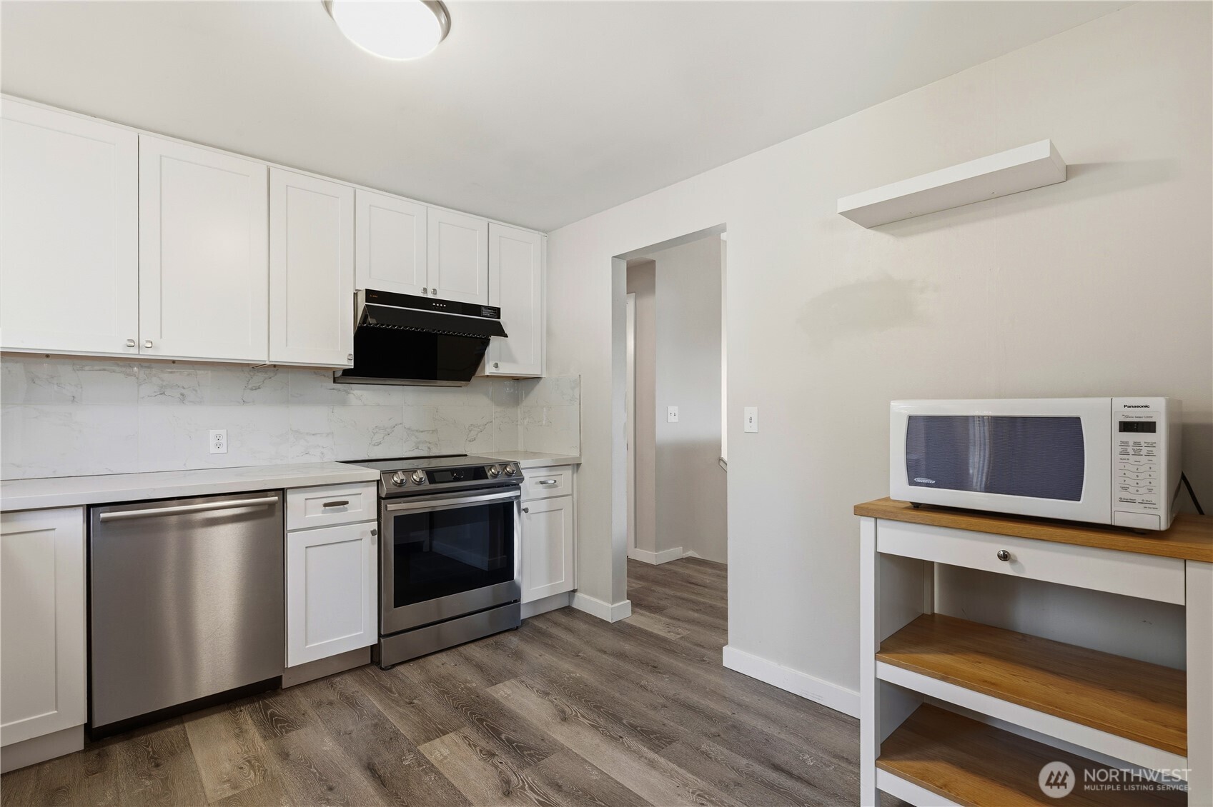 12020 NE 83rd Street , Kirkland, WA 98033