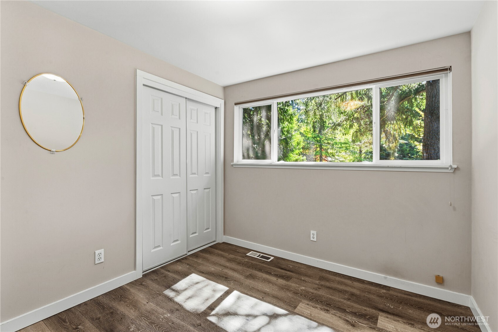 12020 NE 83rd Street , Kirkland, WA 98033