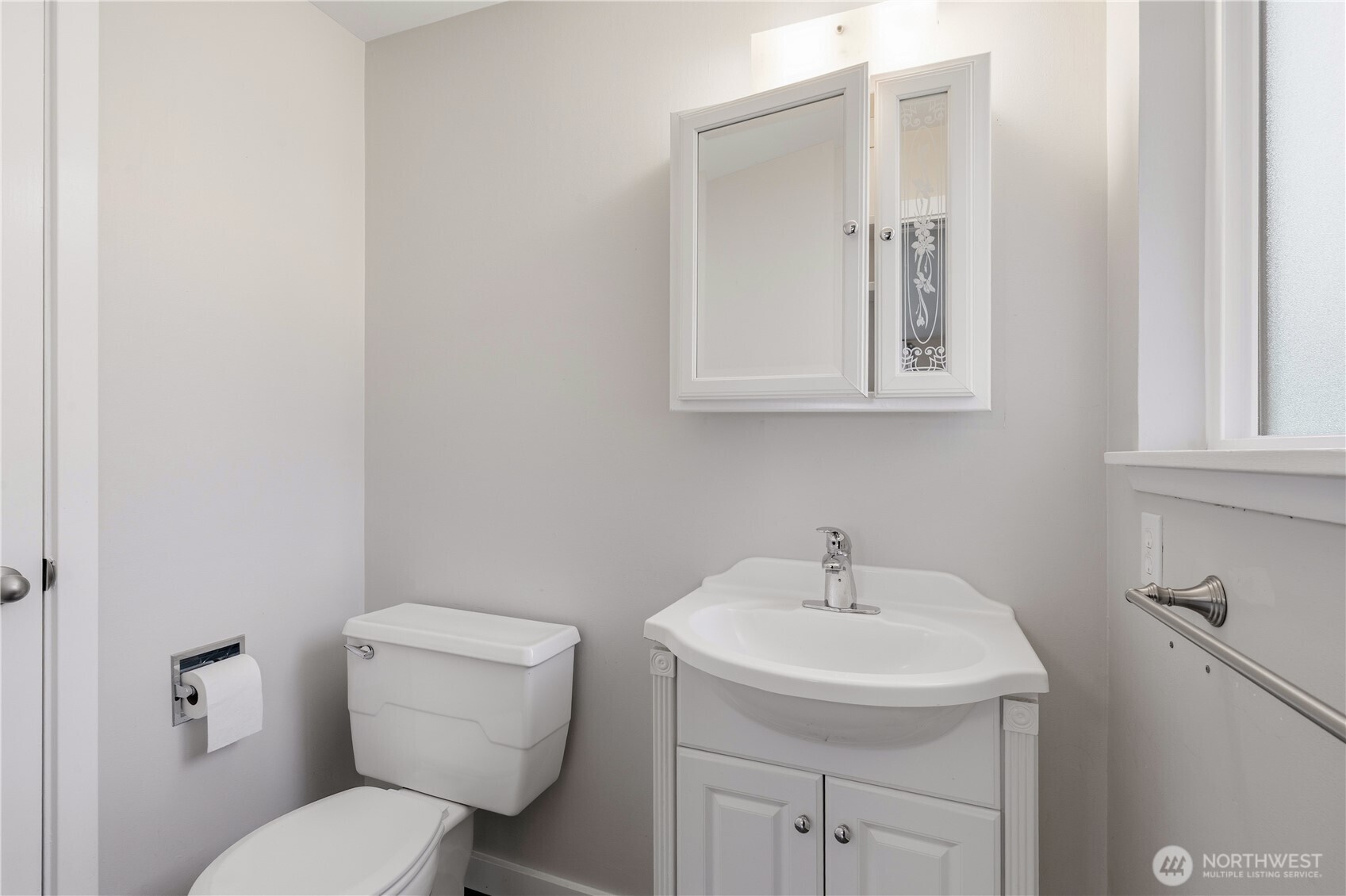 12020 NE 83rd Street , Kirkland, WA 98033
