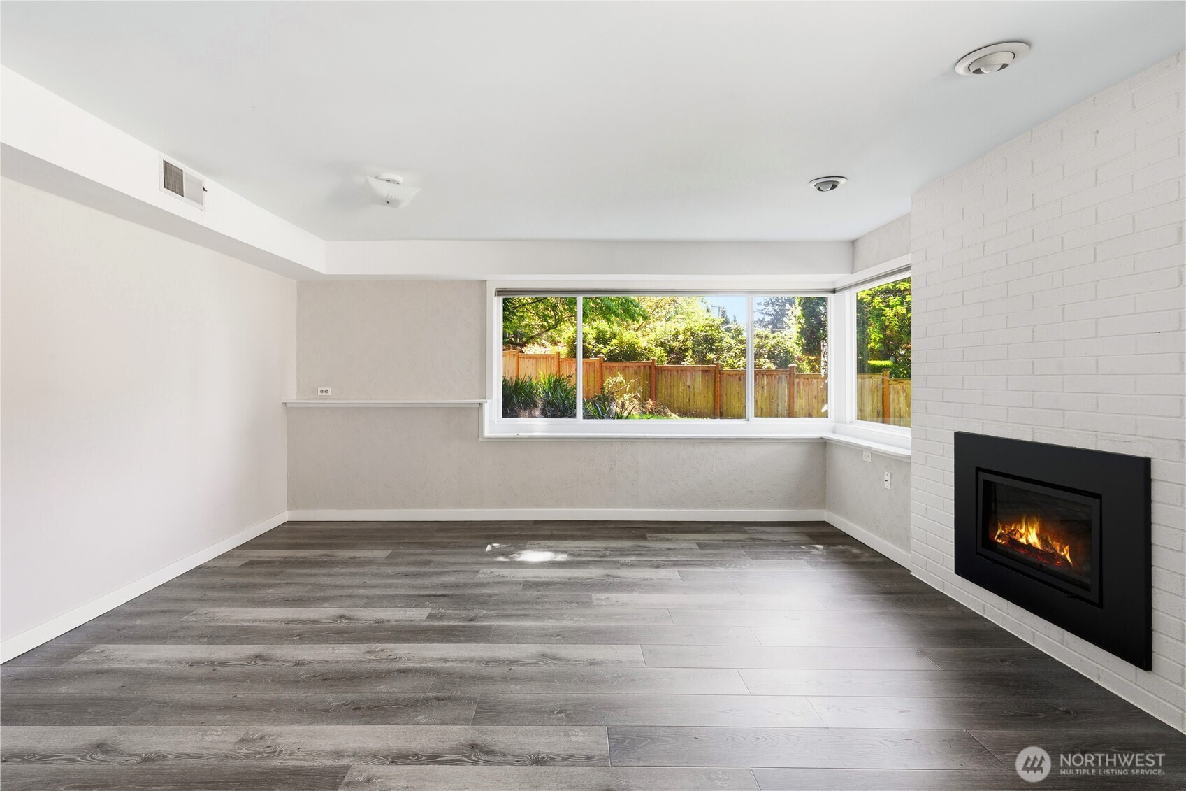12020 NE 83rd Street , Kirkland, WA 98033