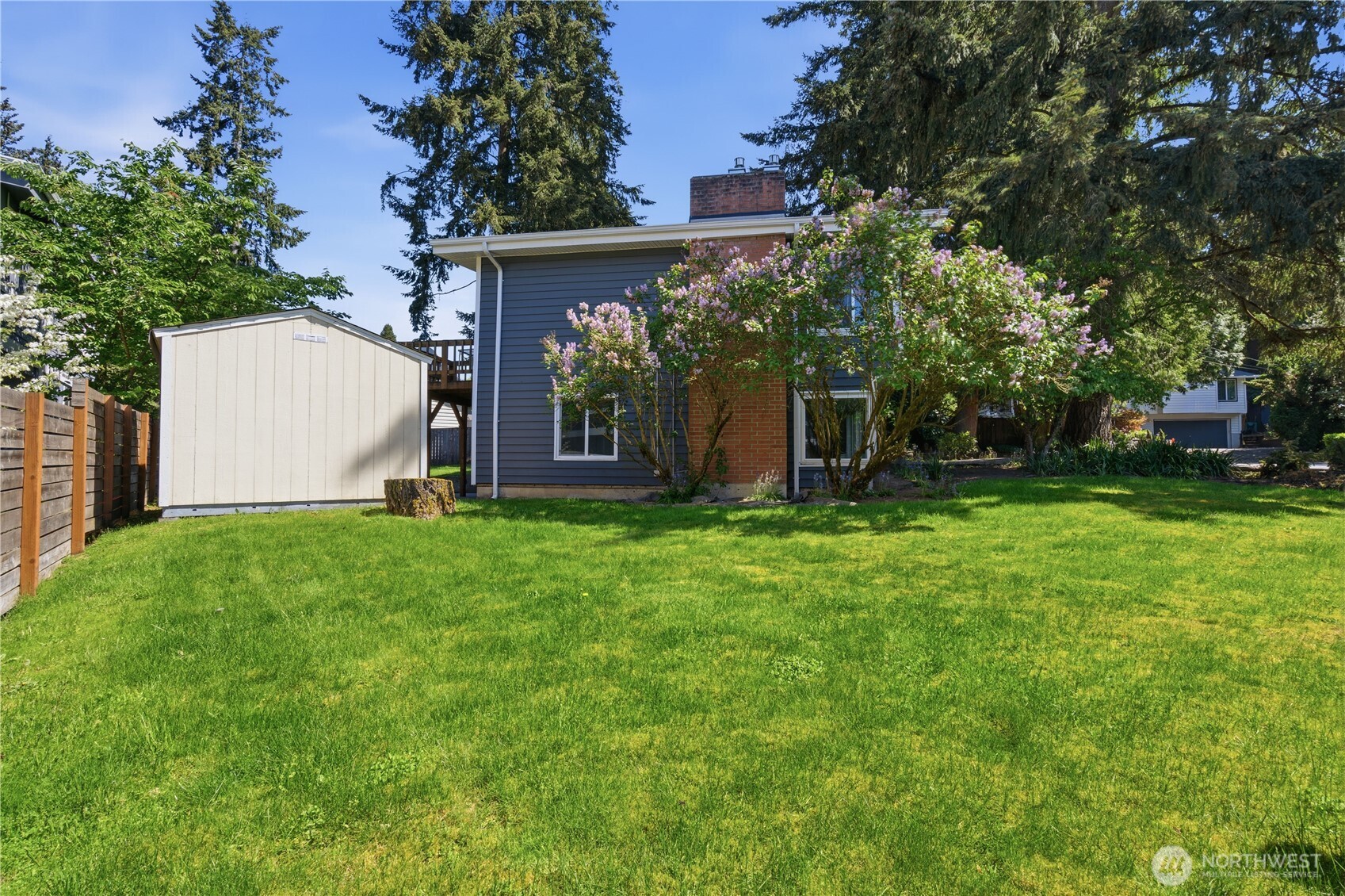 12020 NE 83rd Street , Kirkland, WA 98033