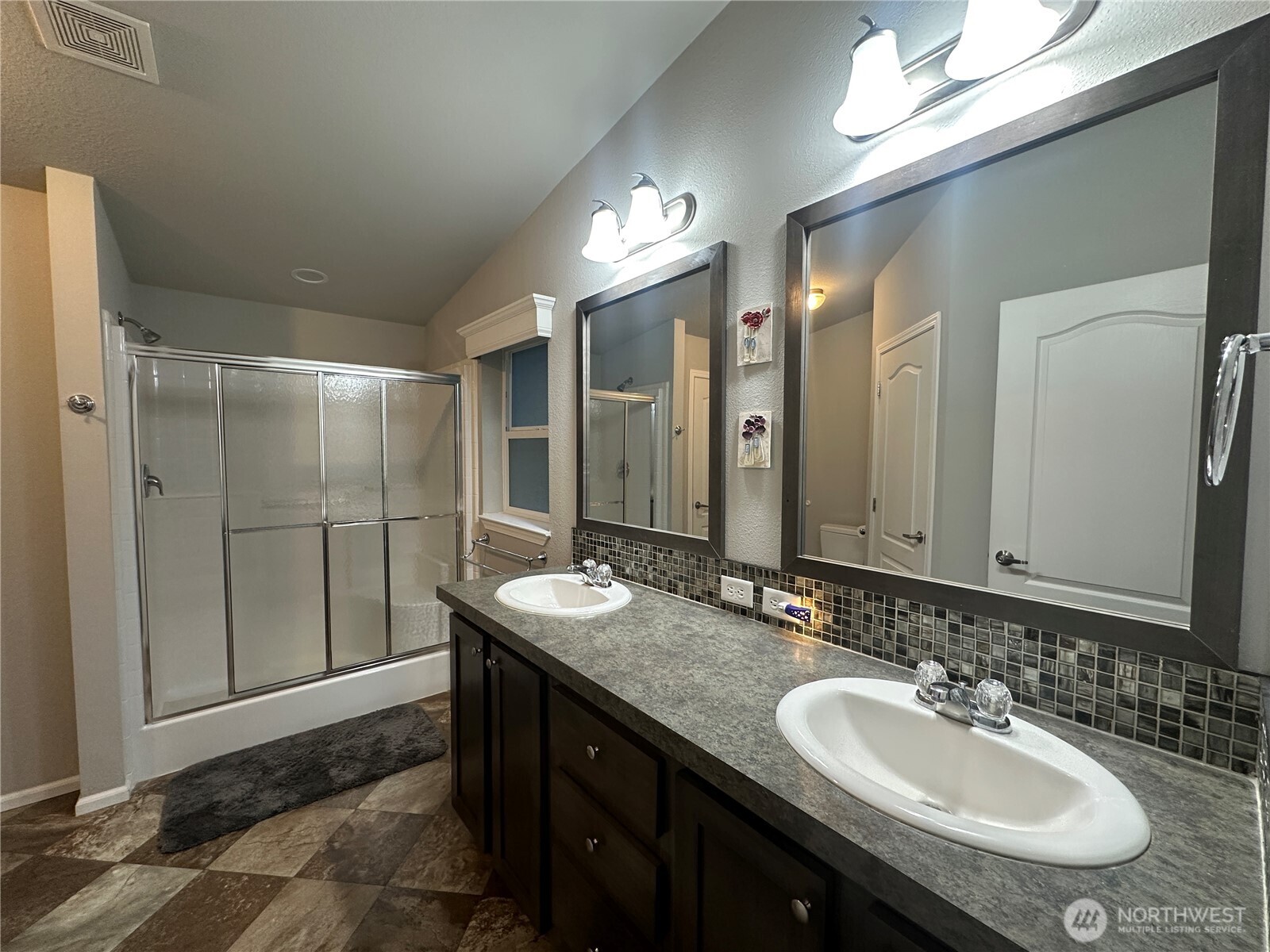 32110 T Pl , Ocean Park, WA 98640