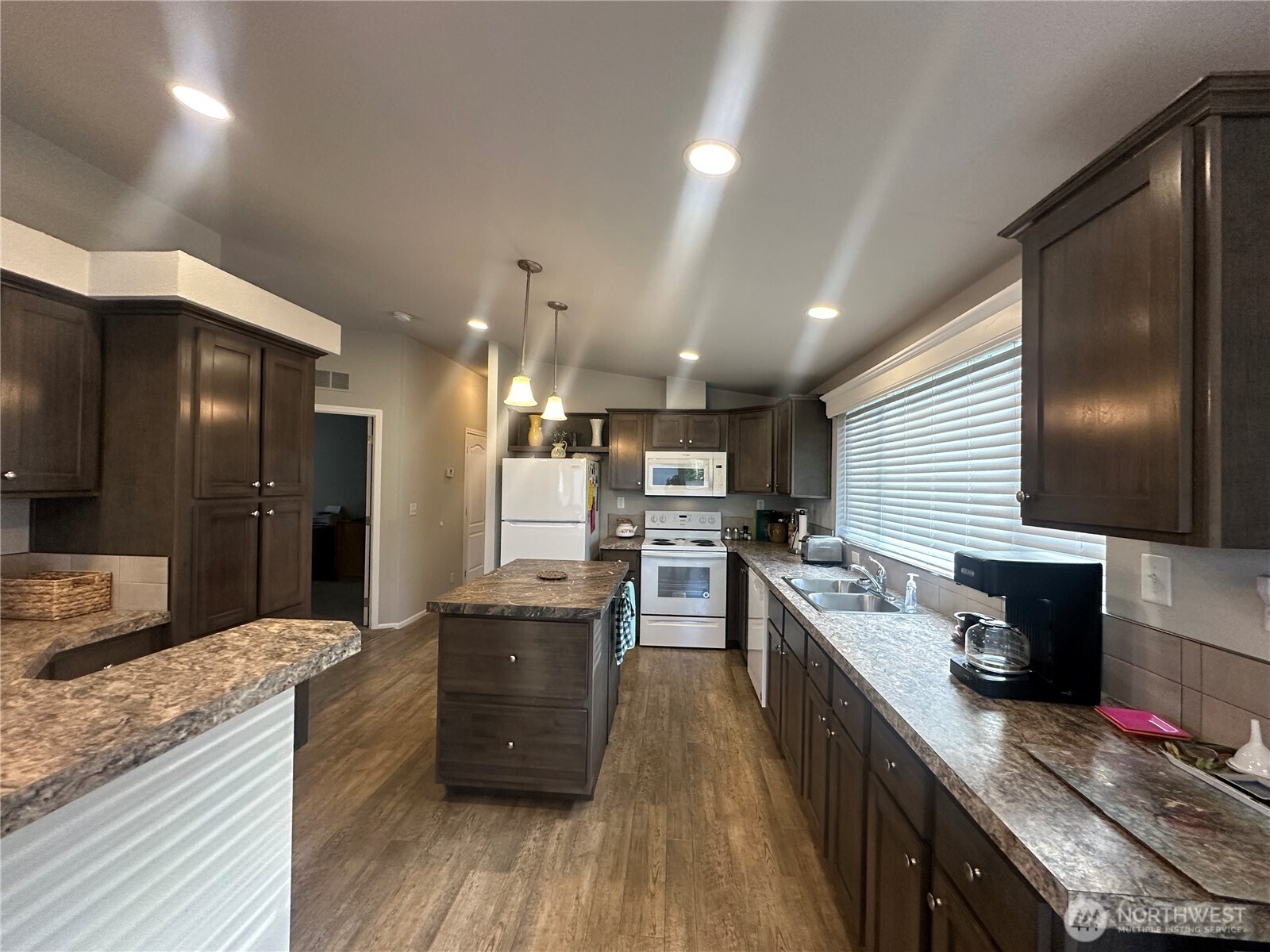 32110 T Pl , Ocean Park, WA 98640