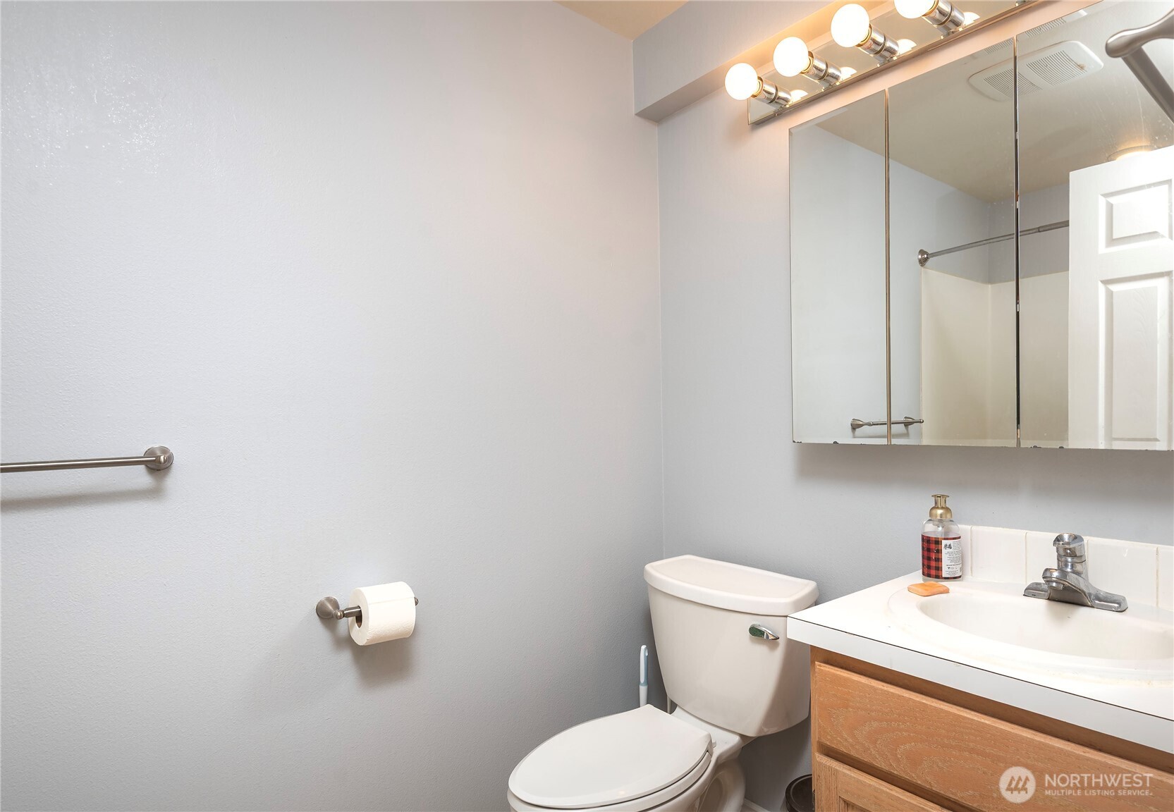 4258 N Whitman Avenue , Seattle, WA 98103
