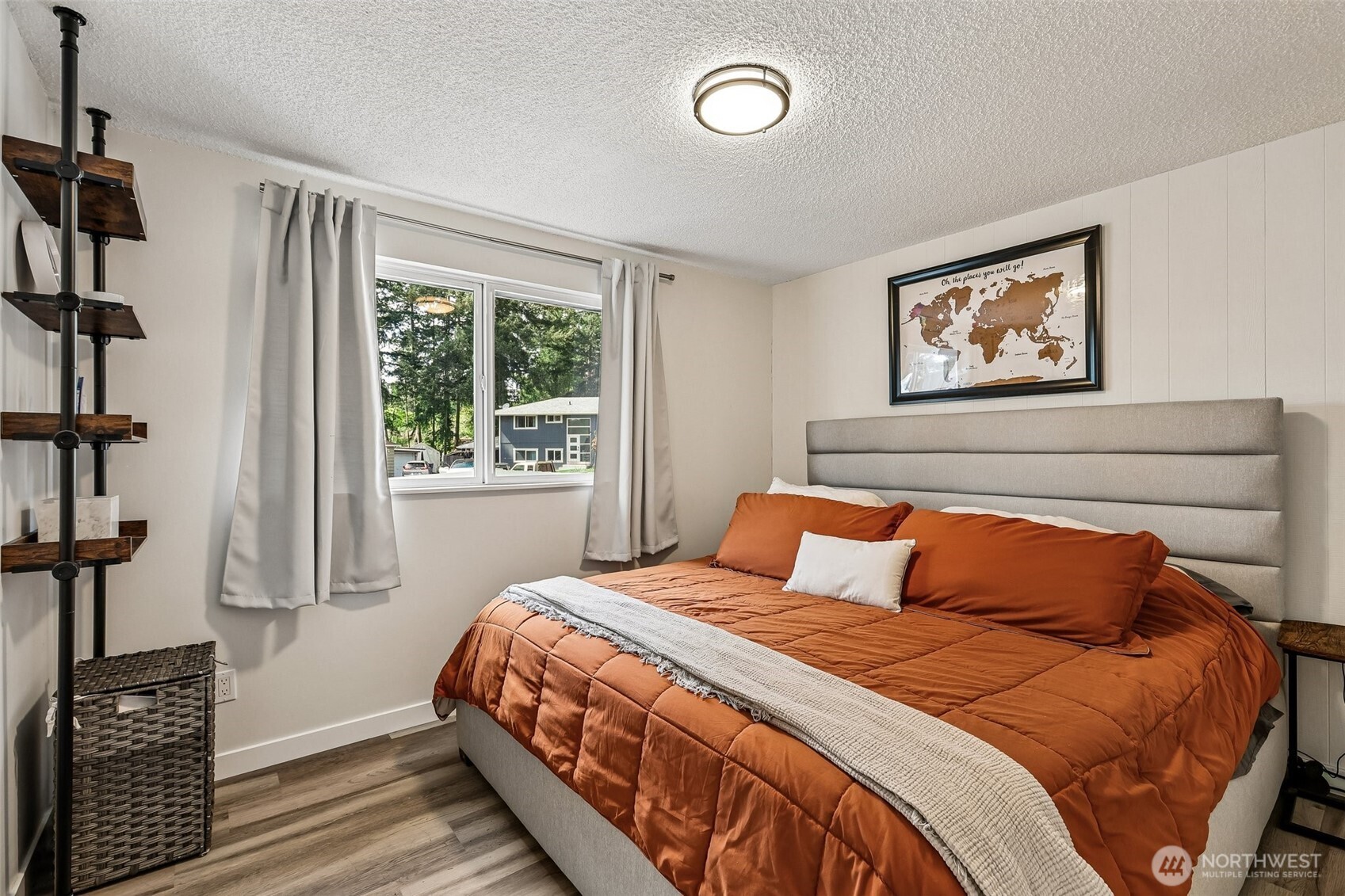 20917 22nd Avenue W, Lynnwood, WA 98036