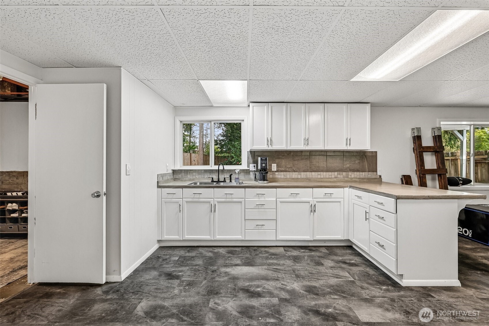 20917 22nd Avenue W, Lynnwood, WA 98036