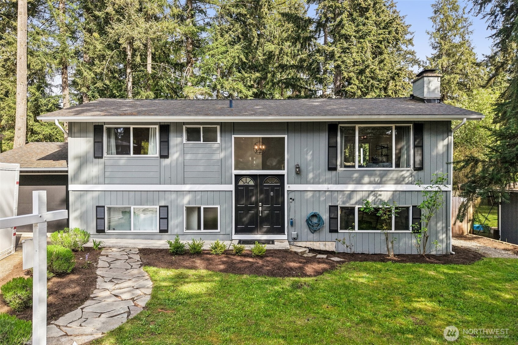 20917 22nd Avenue W, Lynnwood, WA 98036