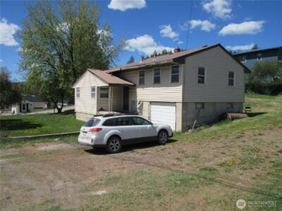 148 N Portland Street , Republic, WA 99166