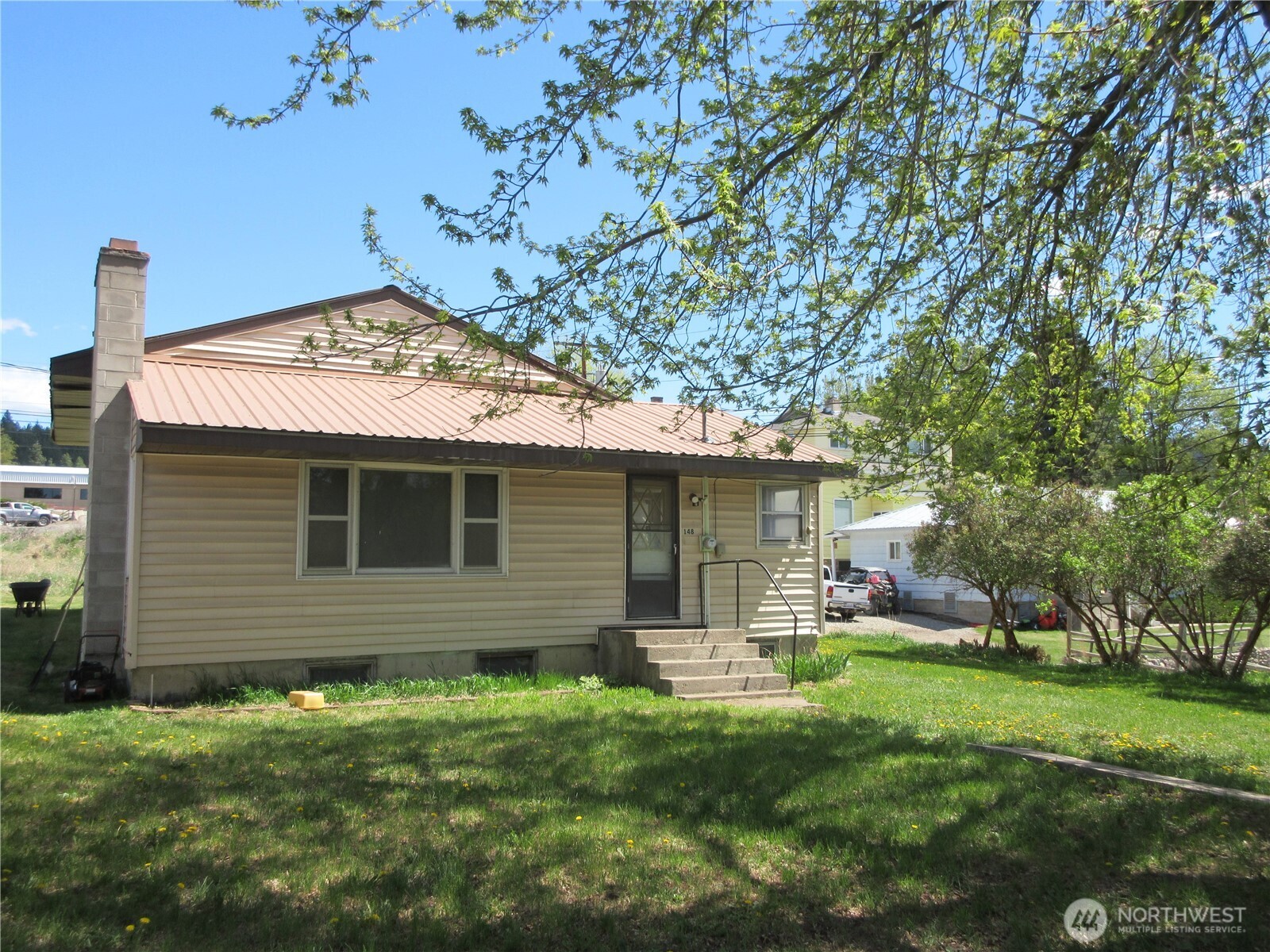 148 N Portland Street , Republic, WA 99166