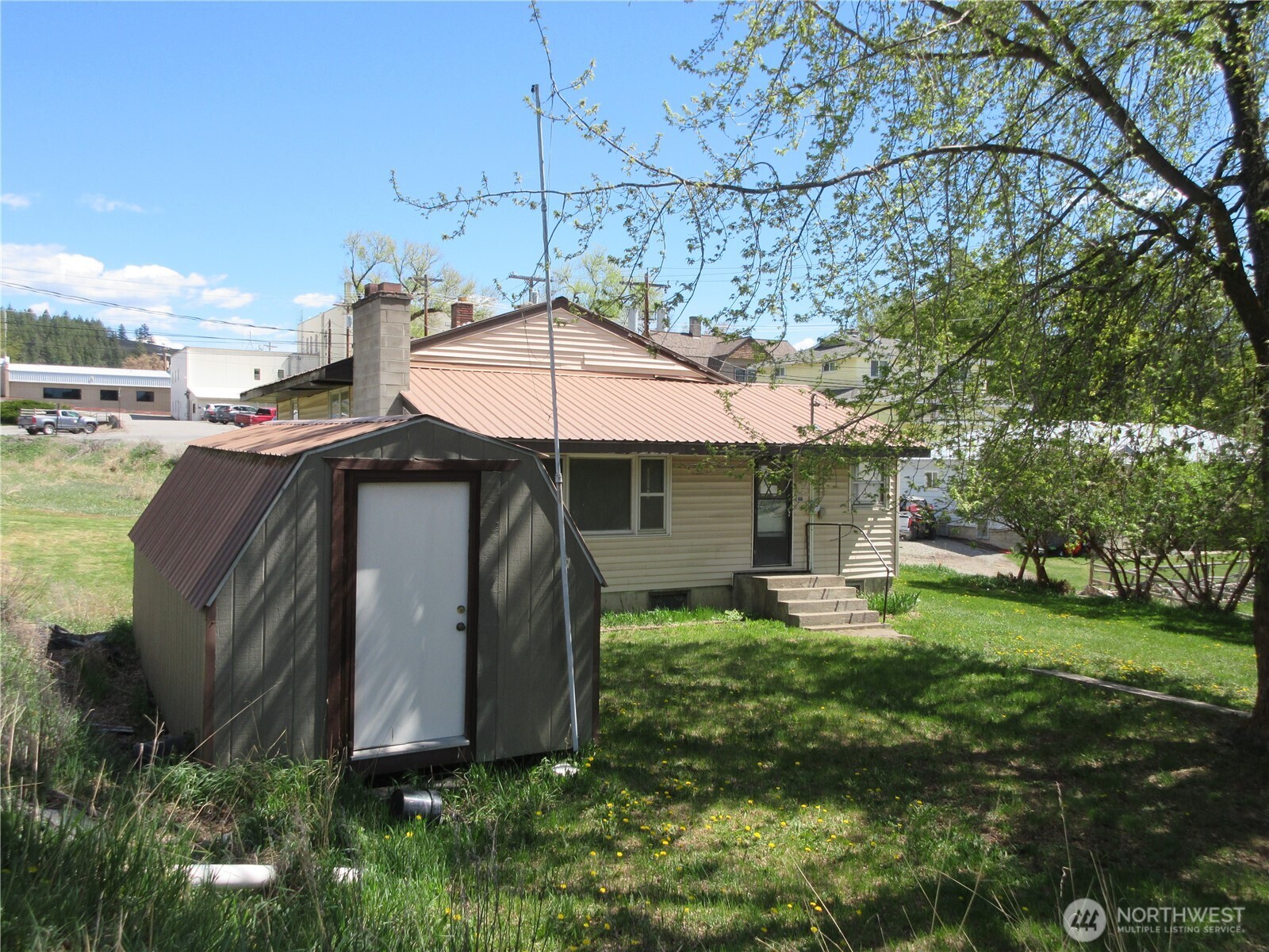 148 N Portland Street , Republic, WA 99166