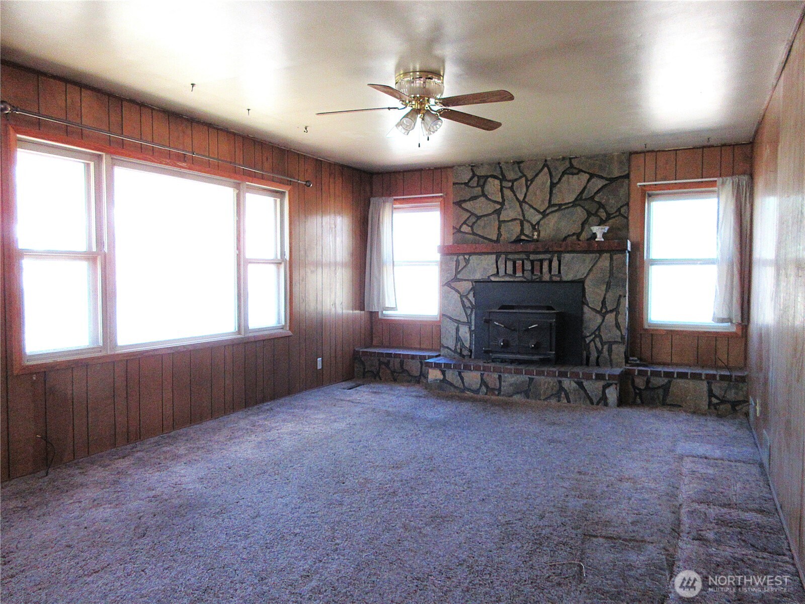 148 N Portland Street , Republic, WA 99166