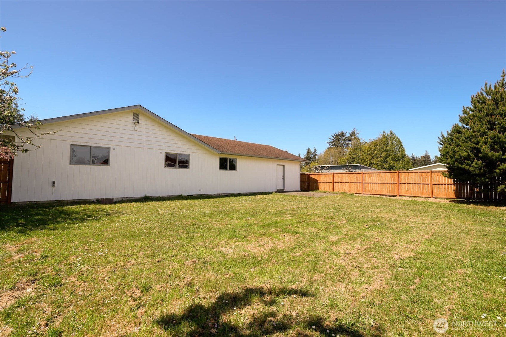310 N Melbourne Street , Westport, WA 98595
