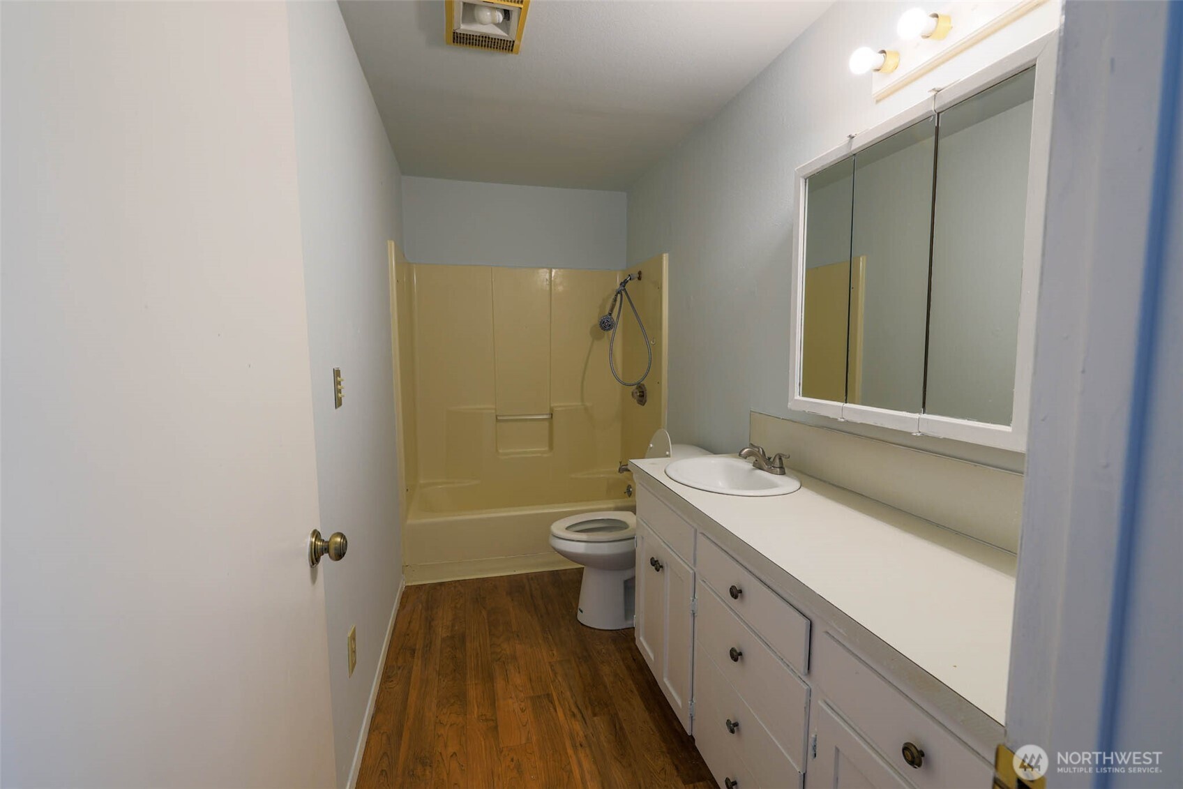 310 N Melbourne Street , Westport, WA 98595