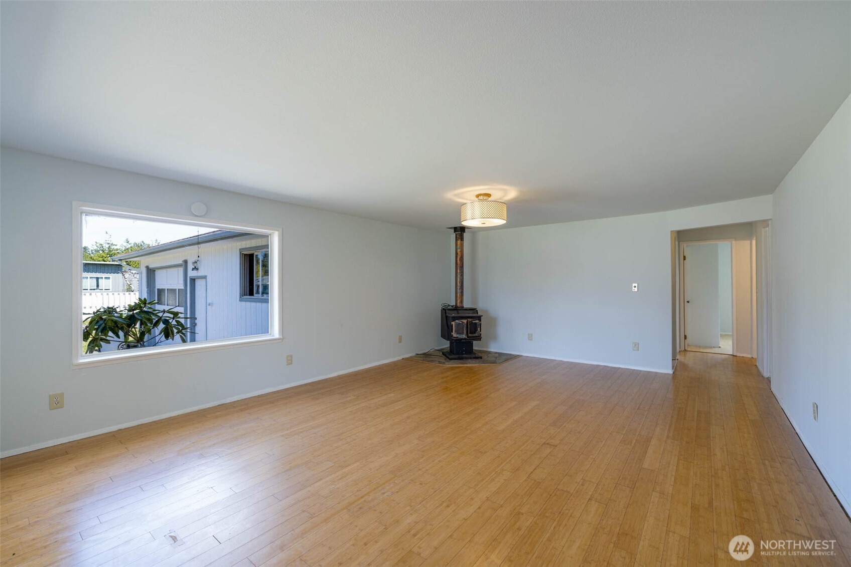 310 N Melbourne Street , Westport, WA 98595