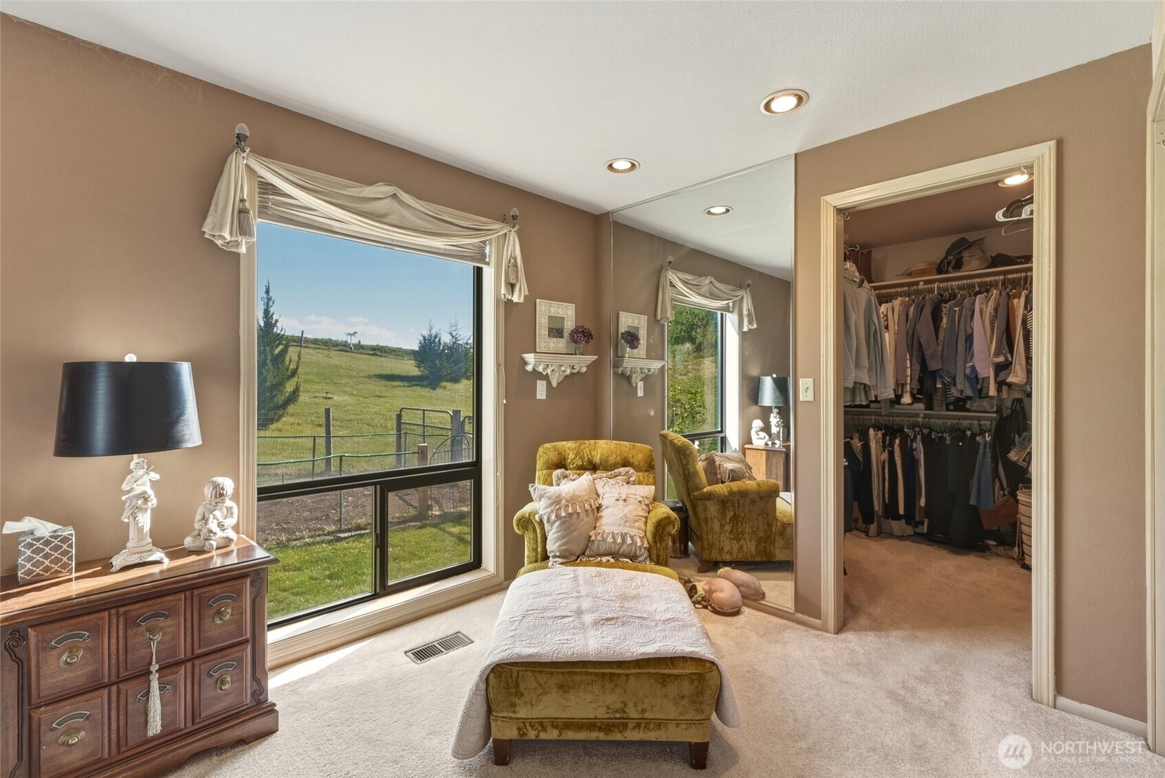 1520 Kaniksu Loop , Walla Walla, WA 99362