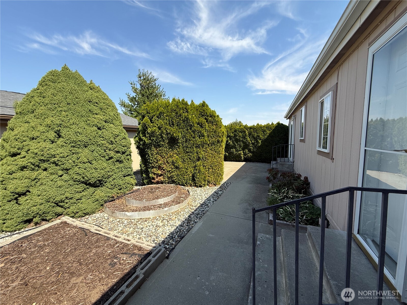 1628 Pleasant Avenue , Wenatchee, WA 98801