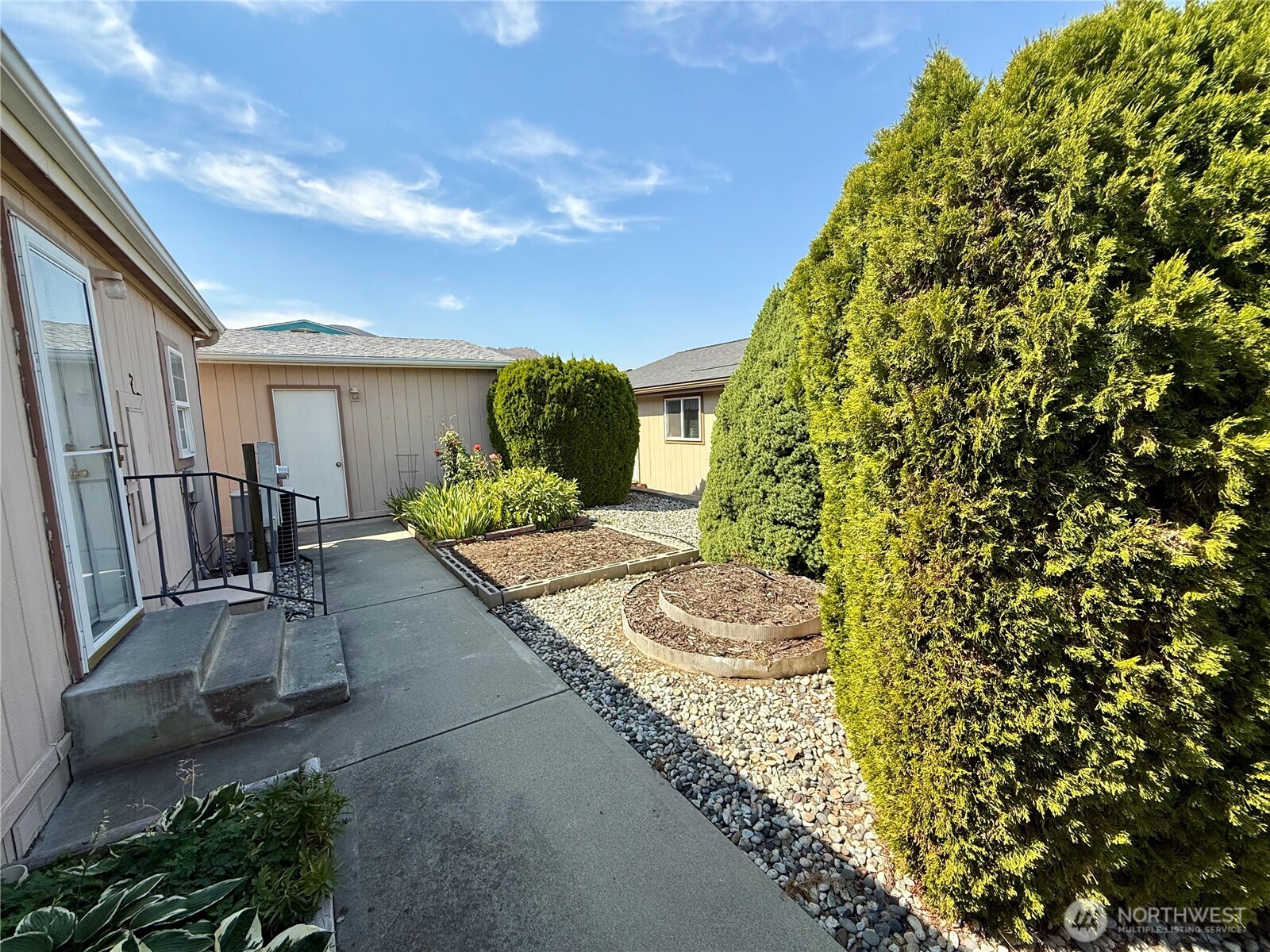 1628 Pleasant Avenue , Wenatchee, WA 98801