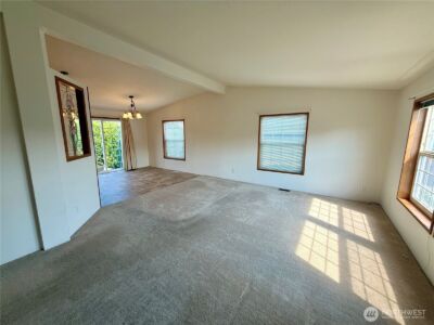 1628 Pleasant Avenue , Wenatchee, WA 98801 - Photo 3