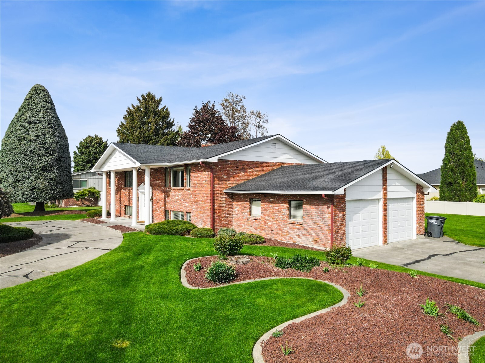1665 E Fern Street , Othello, WA 99344