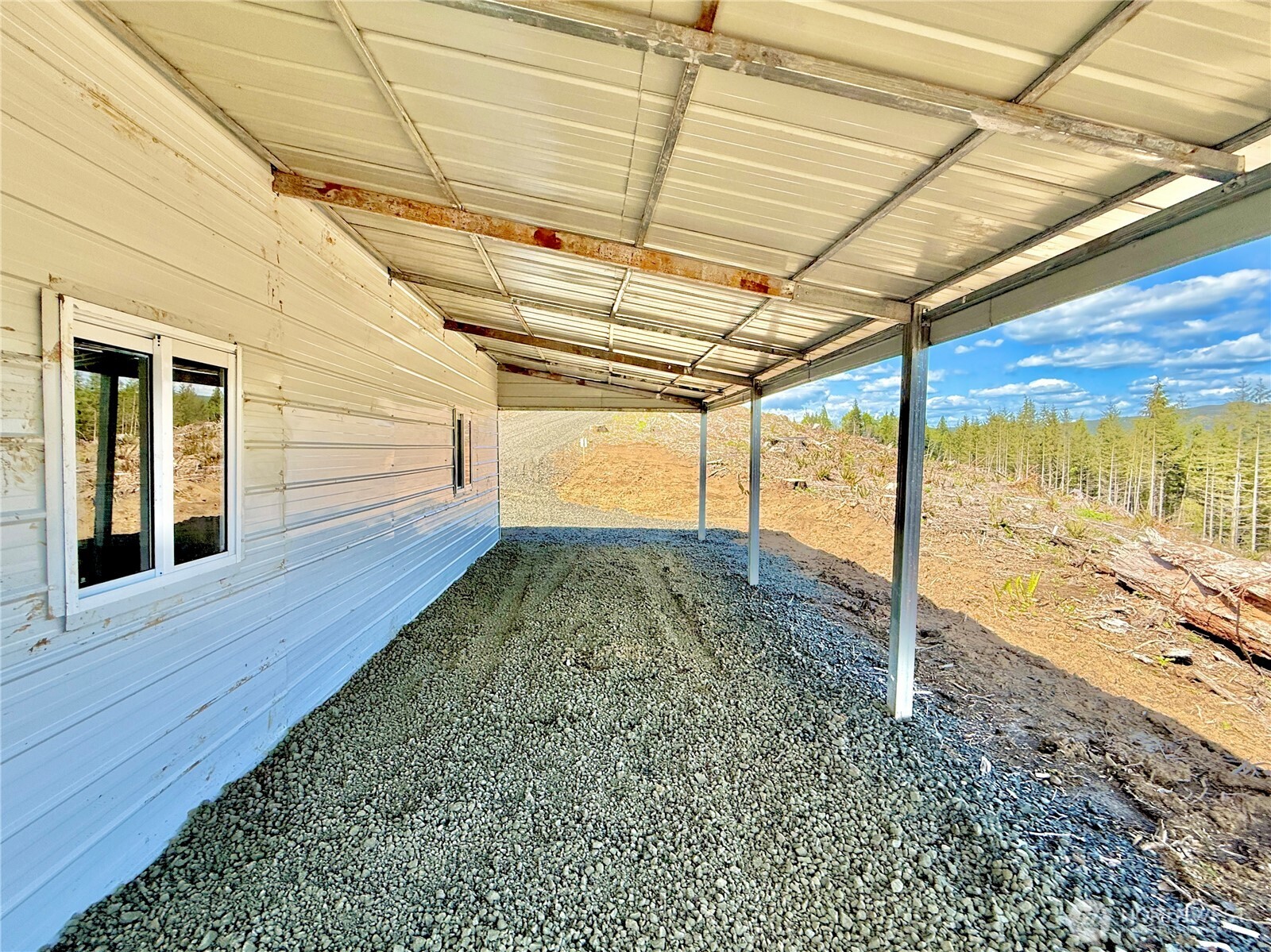 8468 Us Highway 101 , South Bend, WA 98586