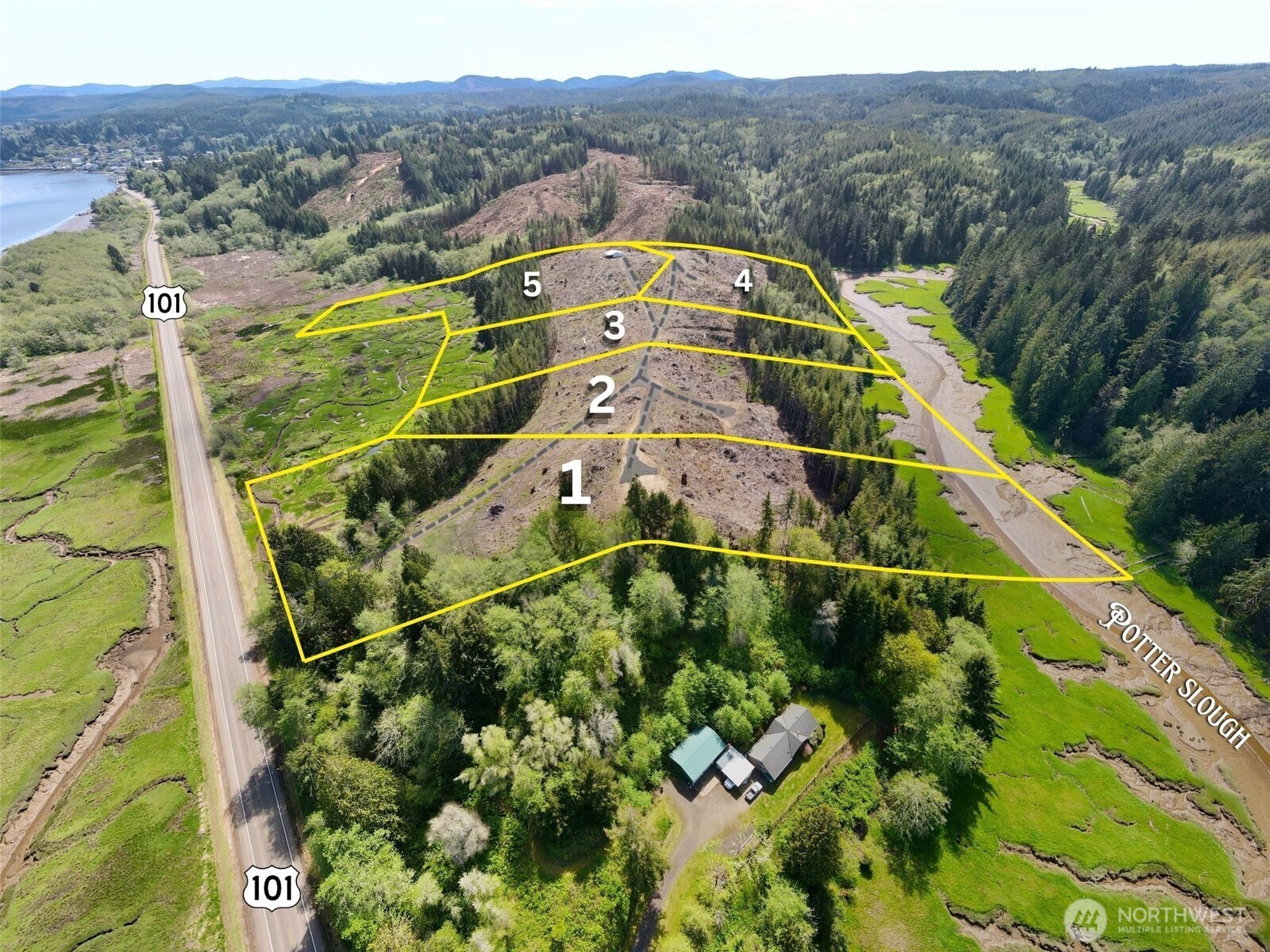 8468 Us Highway 101 , South Bend, WA 98586