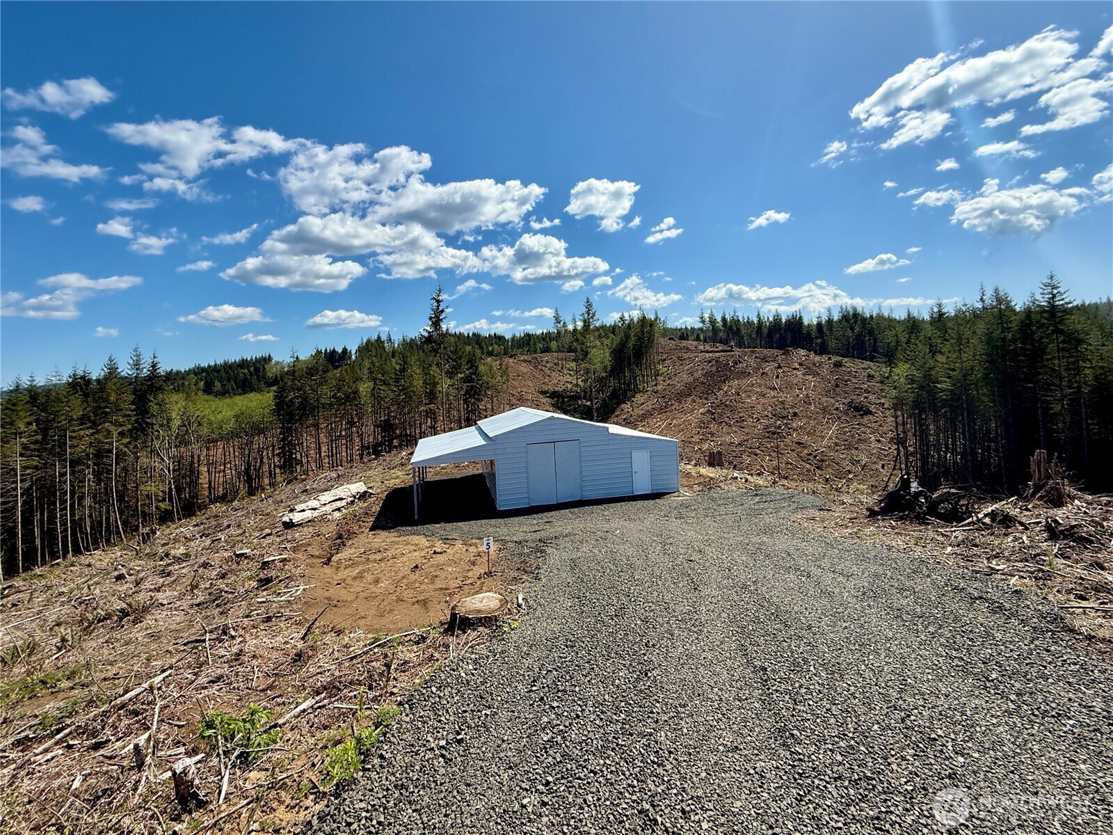 8468 Us Highway 101 , South Bend, WA 98586
