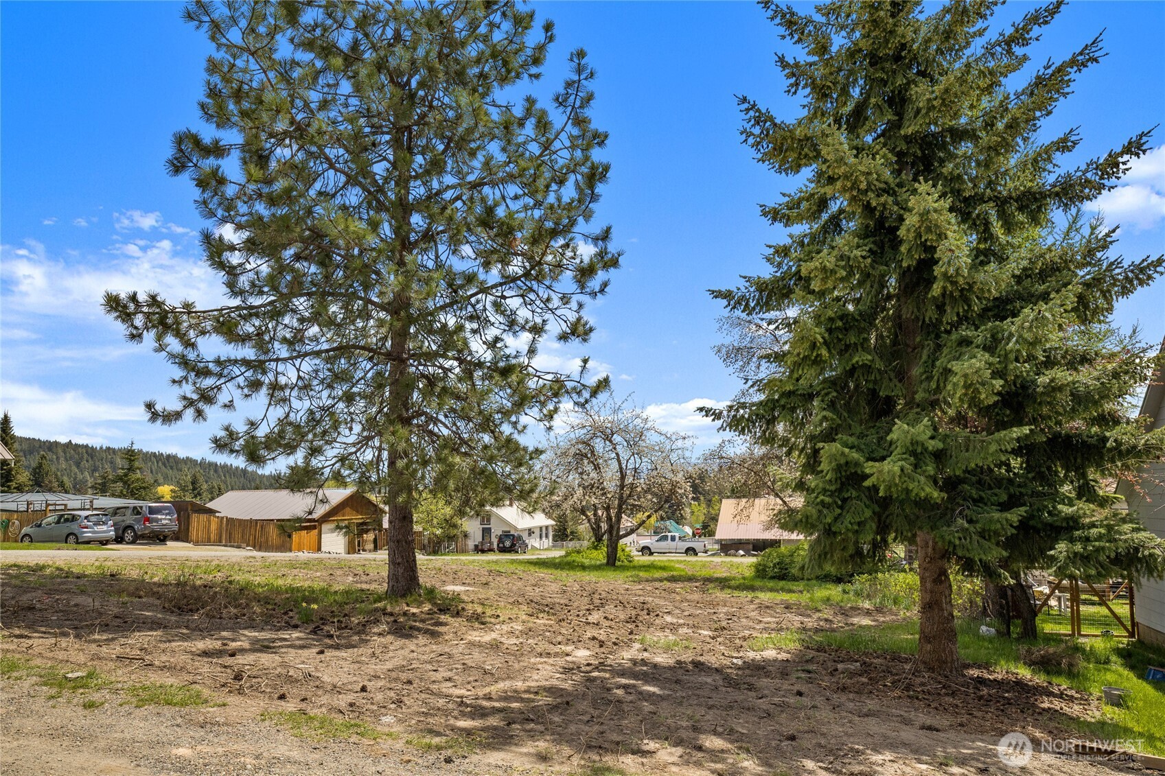4 XX W Alaska Avenue , Roslyn, WA 98941