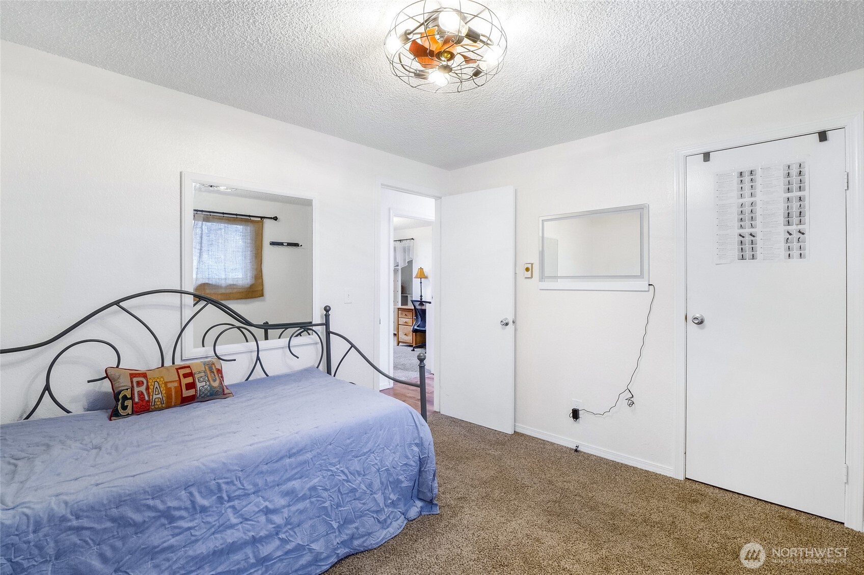 326 W 8th St , Warden, WA 98857