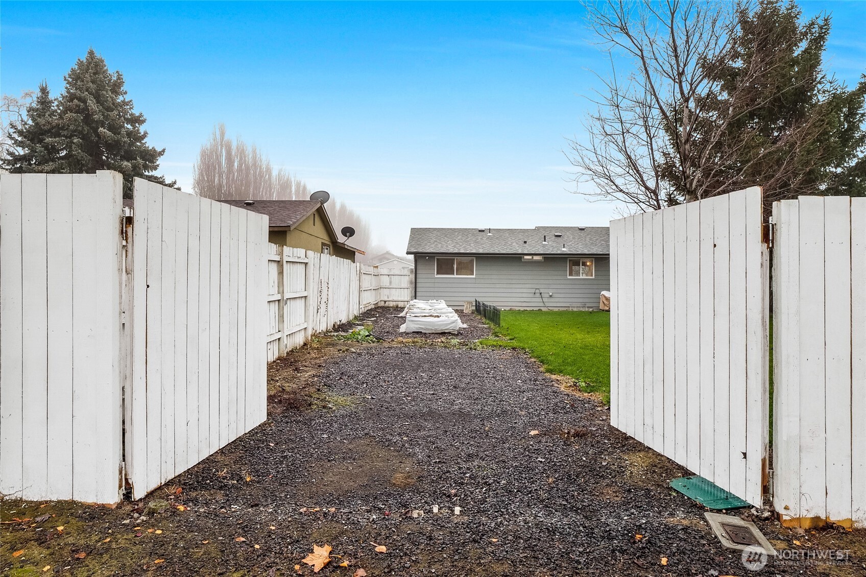 326 W 8th St , Warden, WA 98857
