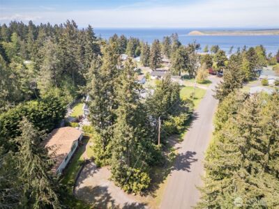 423 Fleming Drive , Sequim, WA 98382 - Photo 2