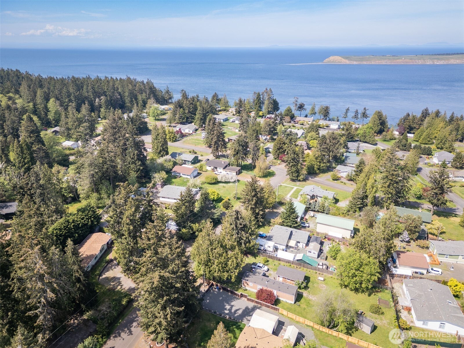 423 Fleming Drive , Sequim, WA 98382