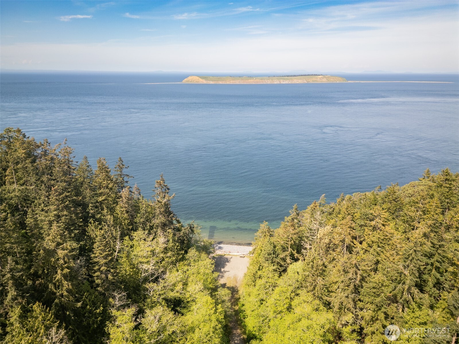 423 Fleming Drive , Sequim, WA 98382