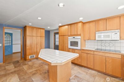 230 W 14th Street , Port Angeles, WA 98362 - Photo 12
