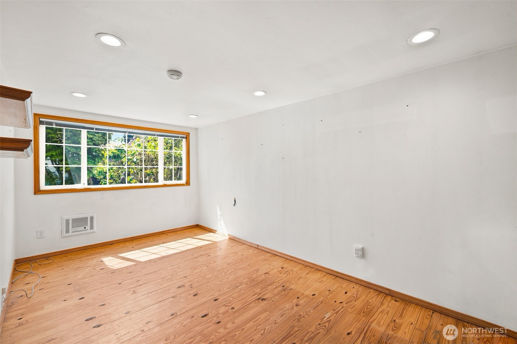 230 W 14th Street , Port Angeles, WA 98362