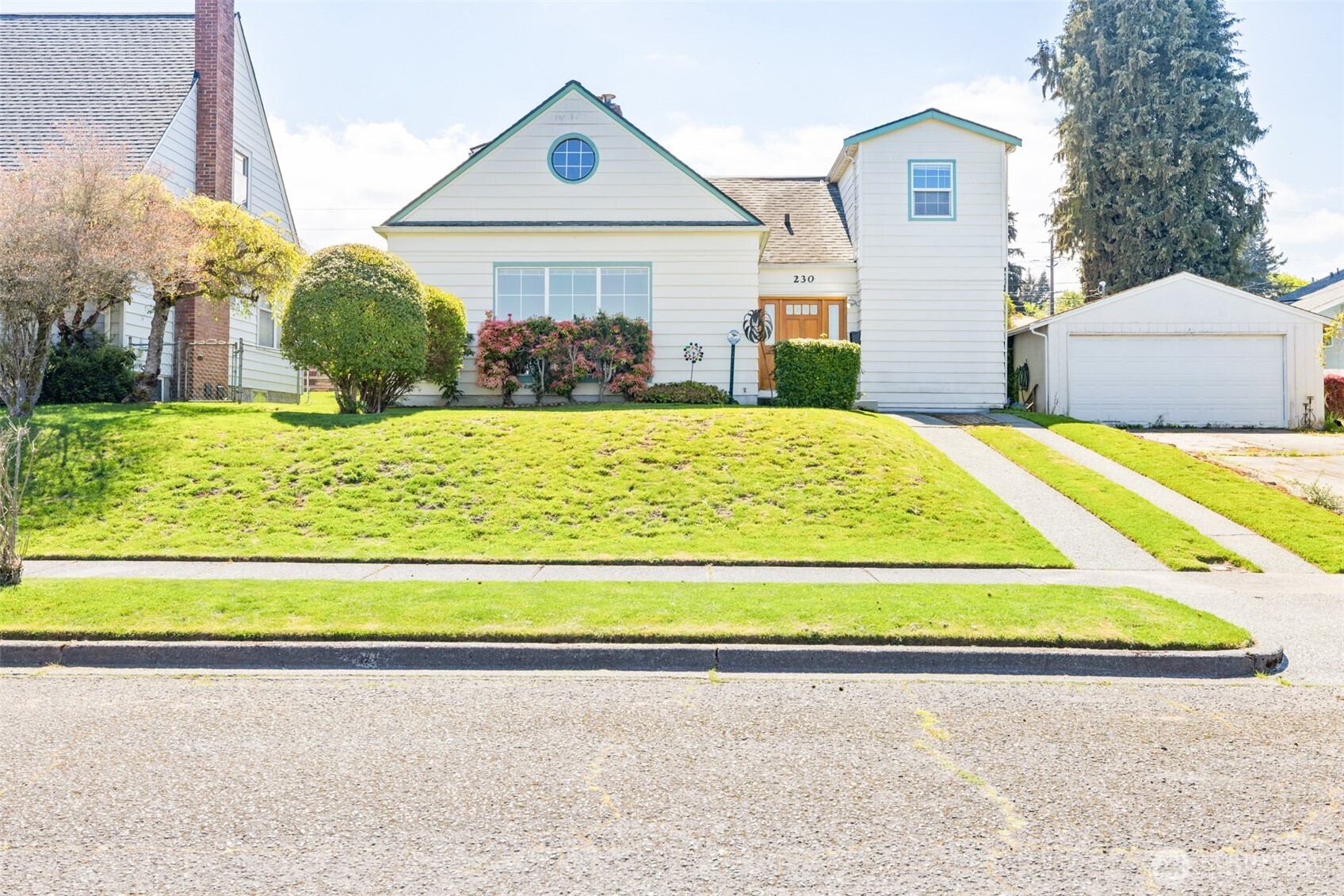 230 W 14th Street , Port Angeles, WA 98362