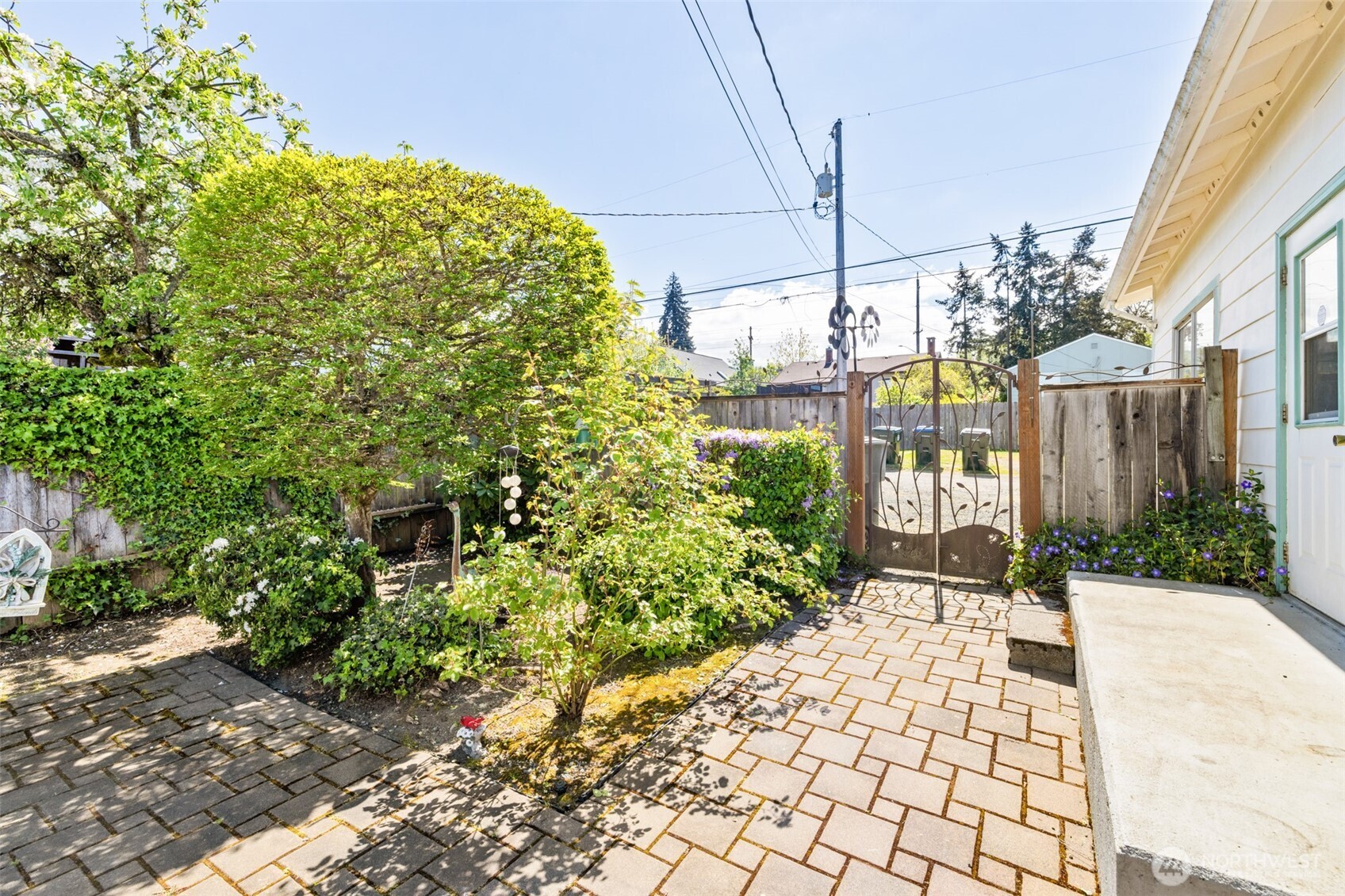 230 W 14th Street , Port Angeles, WA 98362