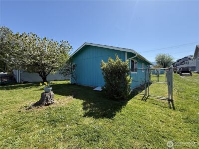 910 W 16th Street , Port Angeles, WA 98363 - Photo 21