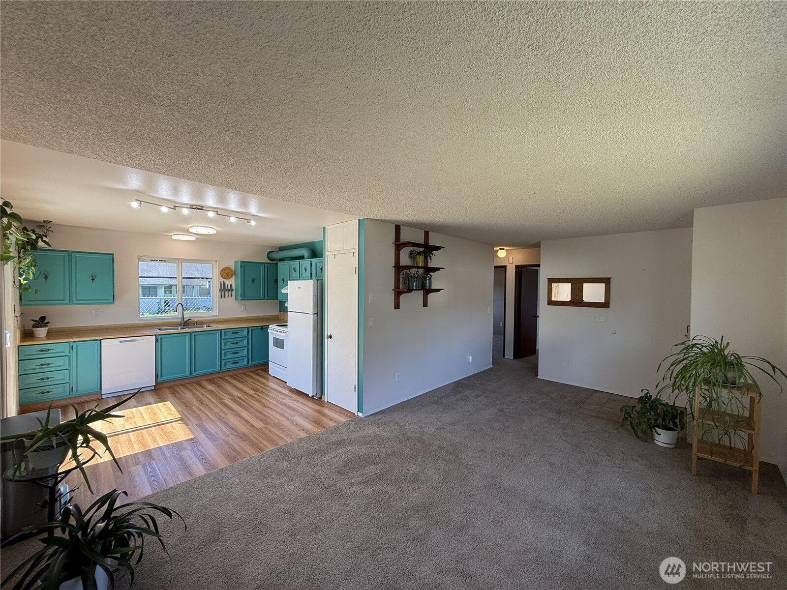 910 W 16th Street , Port Angeles, WA 98363