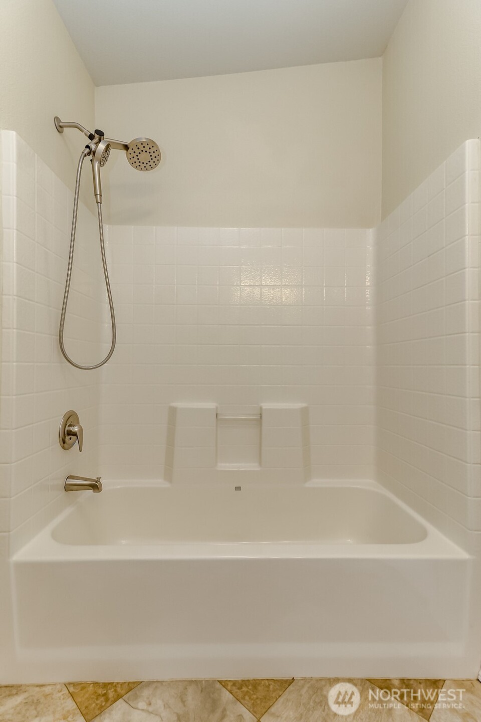 7104 141st Avenue E, Sumner, WA 98390