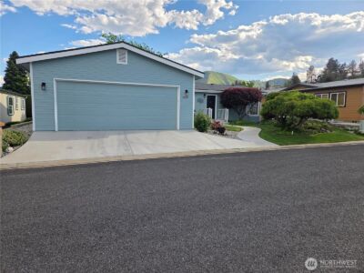 1819 Heritage Drive , Wenatchee, WA 98801-8204 - Photo 1