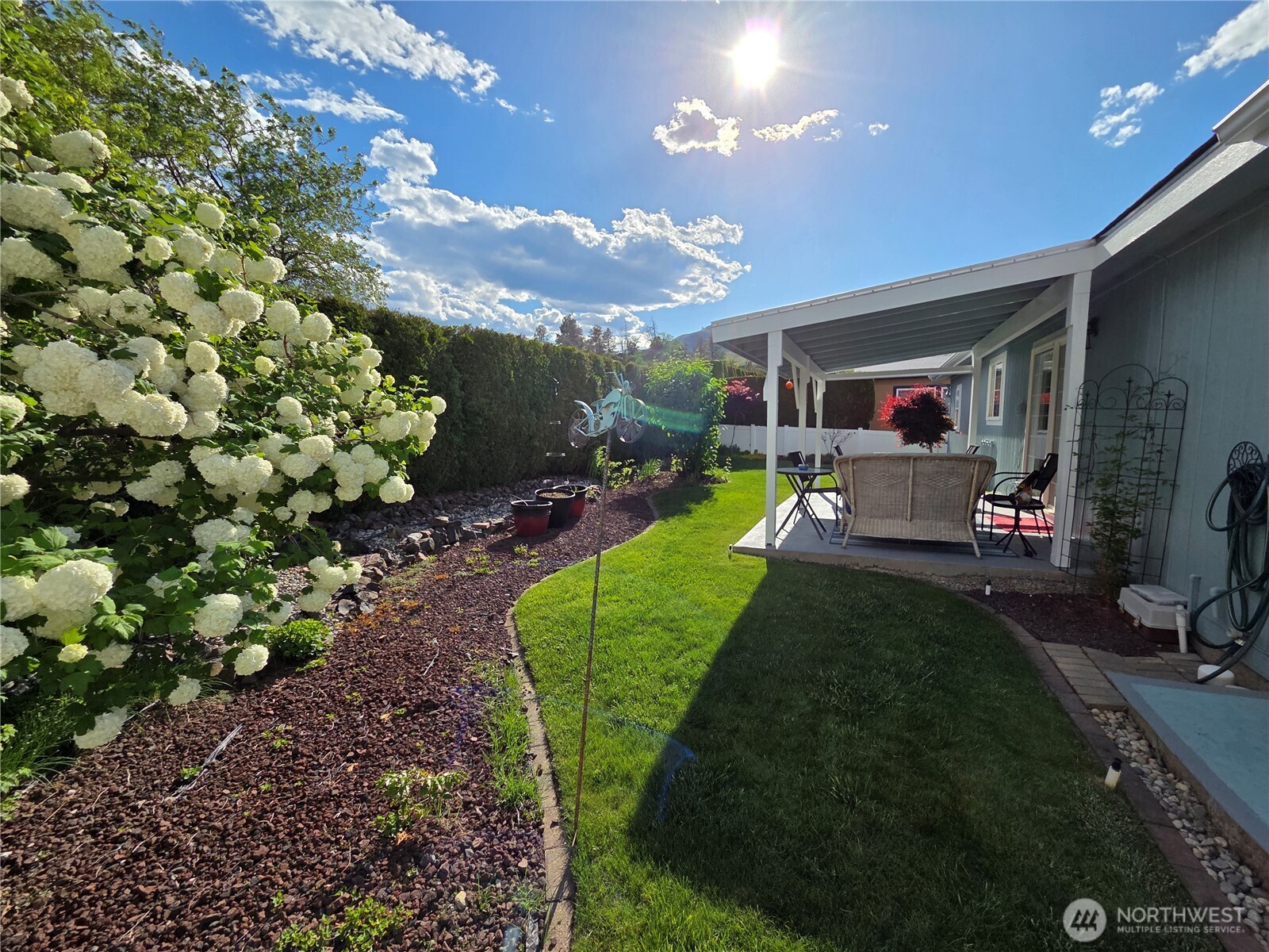 1819 Heritage Drive , Wenatchee, WA 98801-8204