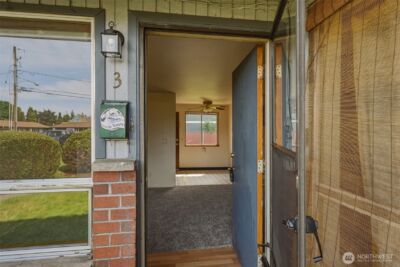 327 S Street SE, Auburn, WA 98002 - Photo 3