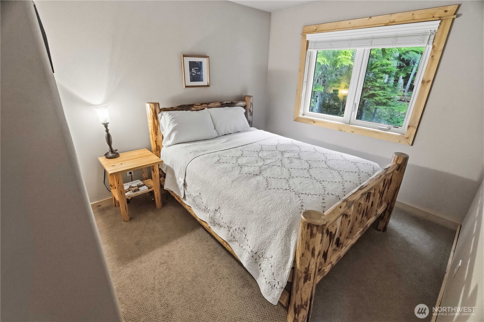 320 Lakeview Way , Easton, WA 98925