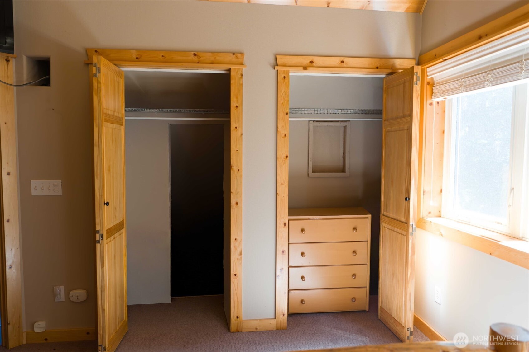 320 Lakeview Way , Easton, WA 98925