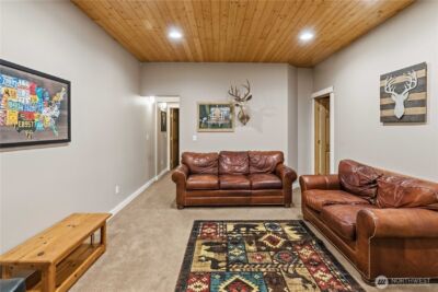 320 Lakeview Way , Easton, WA 98925 - Photo 21