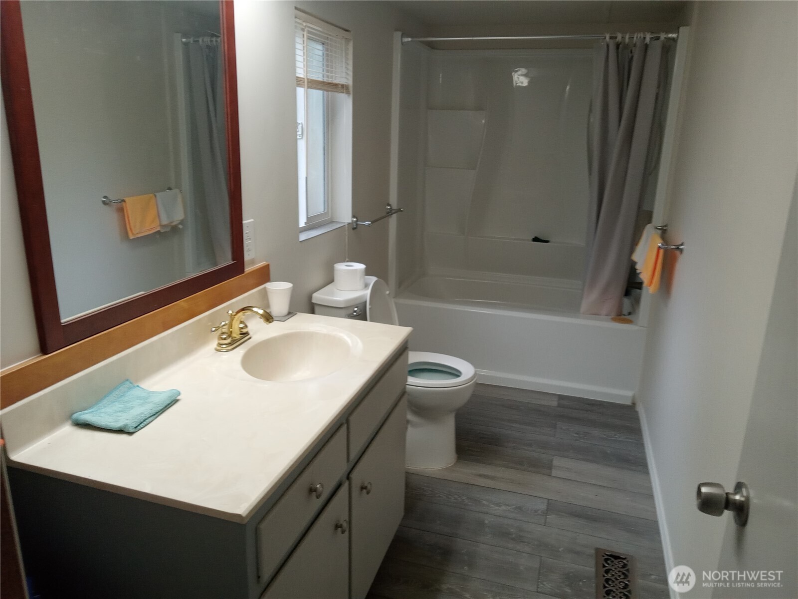 226 Bennett Road , Randle, WA 98377