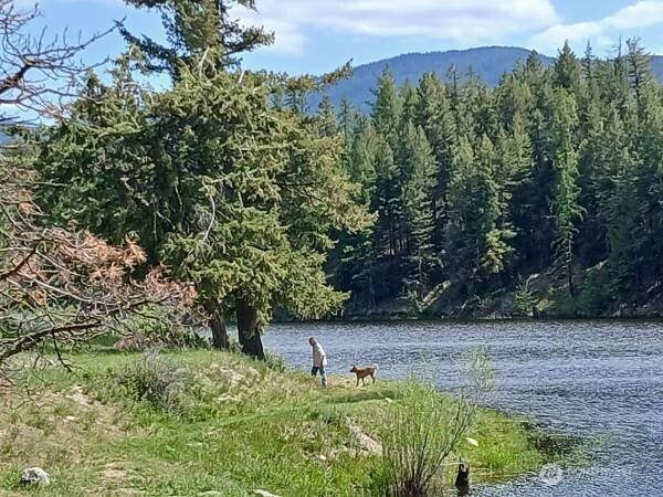 38 BROSER Way W, Tonasket, WA 98855
